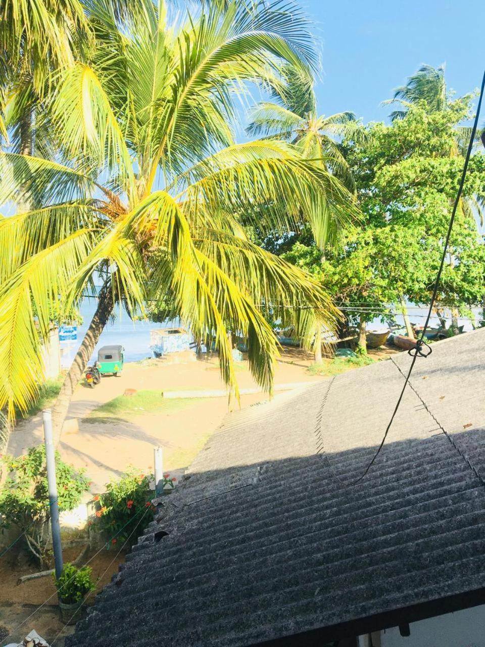 Sunrise Guest House & Restaurant แทนกาลเล ภายนอก รูปภาพ